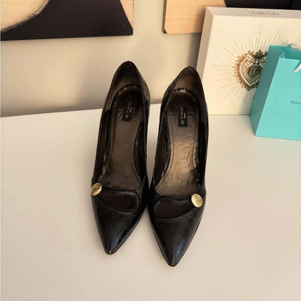 RARE vintage Etro Milano heel with toe opening and gold embellishment